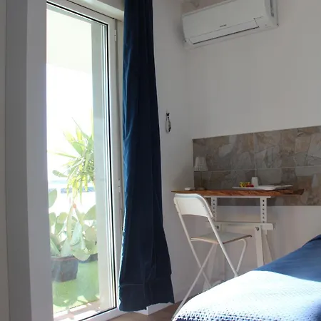 Bed & Breakfast Bariairport *