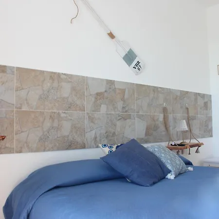 Bariairport Bed & Breakfast *