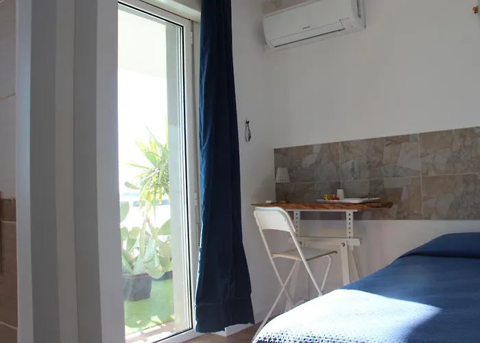 Bed & Breakfast Bariairport 3*